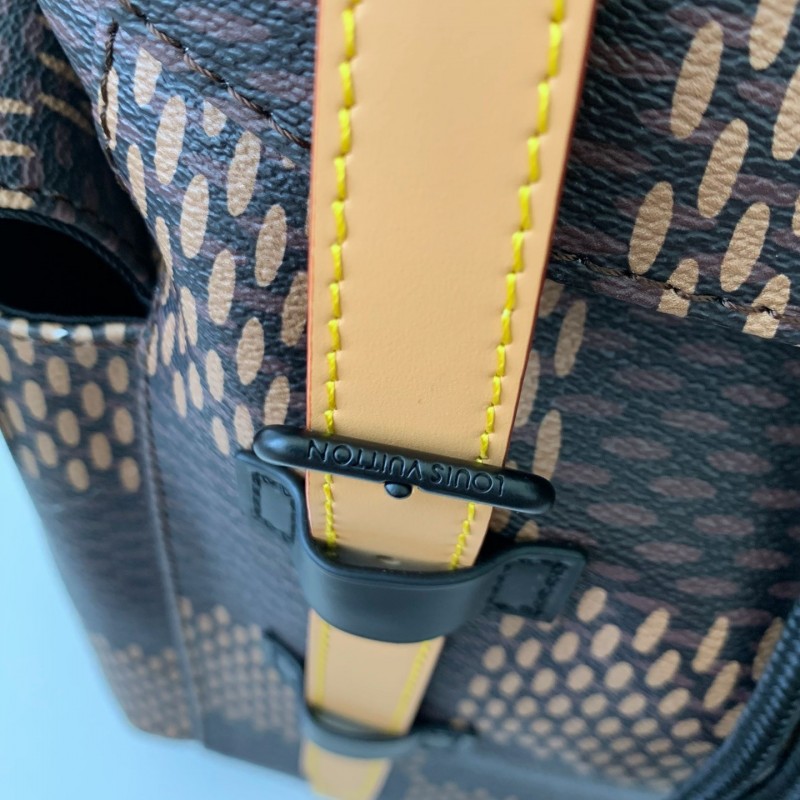 L0*is V*t0n Medium-sized men’s matching colored backpack M40350 Size:38*44*21cm