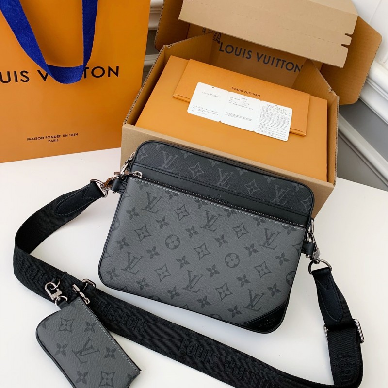 L0*is V*t0n Trio New Men’s colour-matching postman bag M69443 Size:25*18.5*7cm