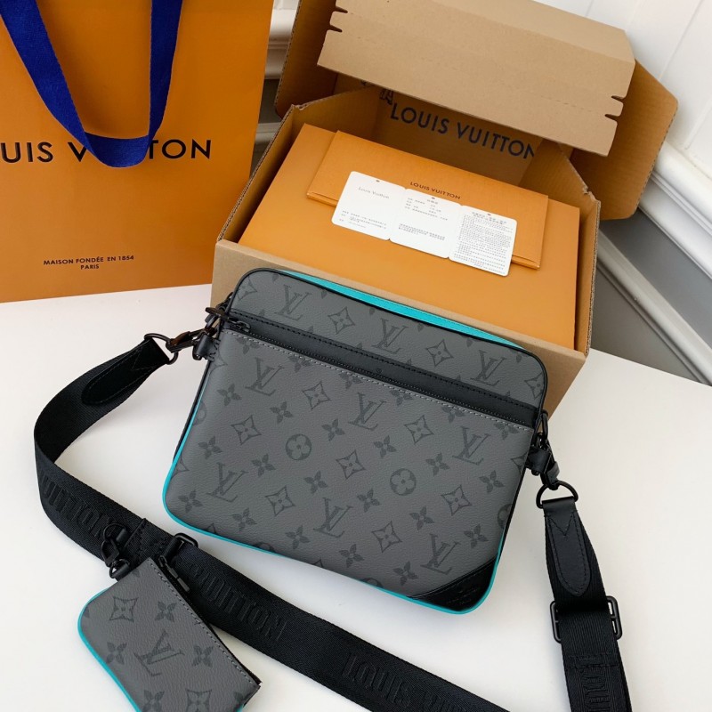 L0*is V*t0n Trio New Men’s colour-matching postman bag M11648 Size:25*18.5*7cm