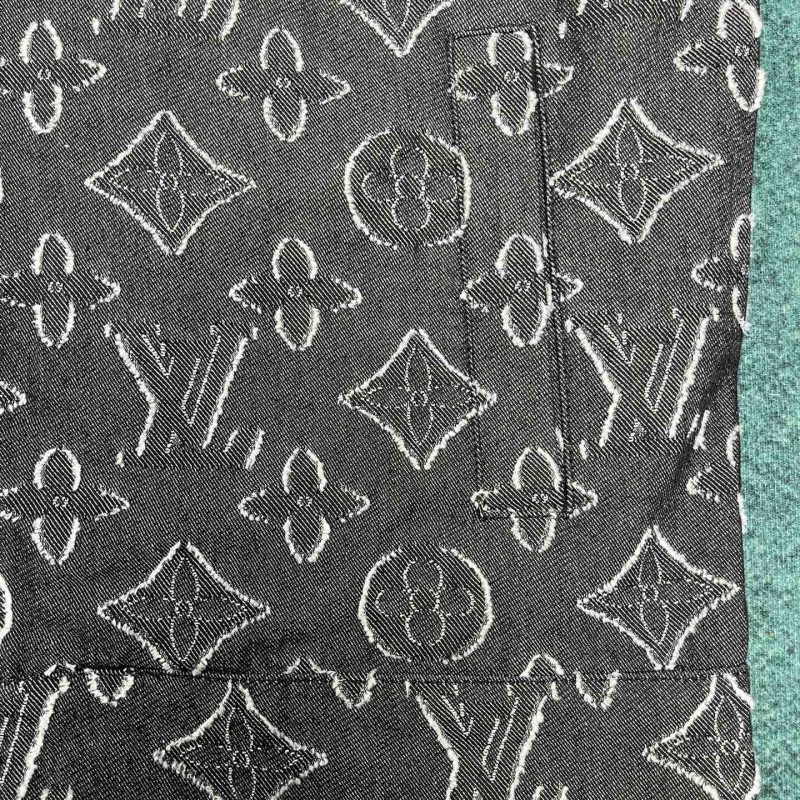L0*is V*t0n shirt jacket