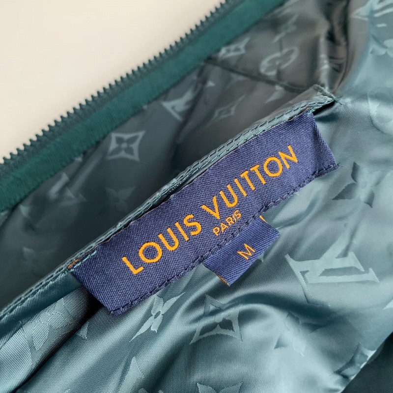 L0*is V*t0n Jackets