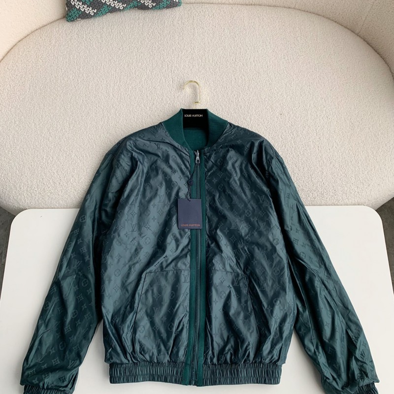 L0*is V*t0n Jackets