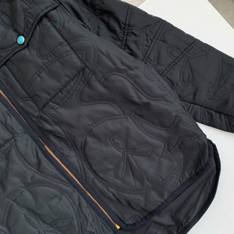 L0*is V*t0n Jackets