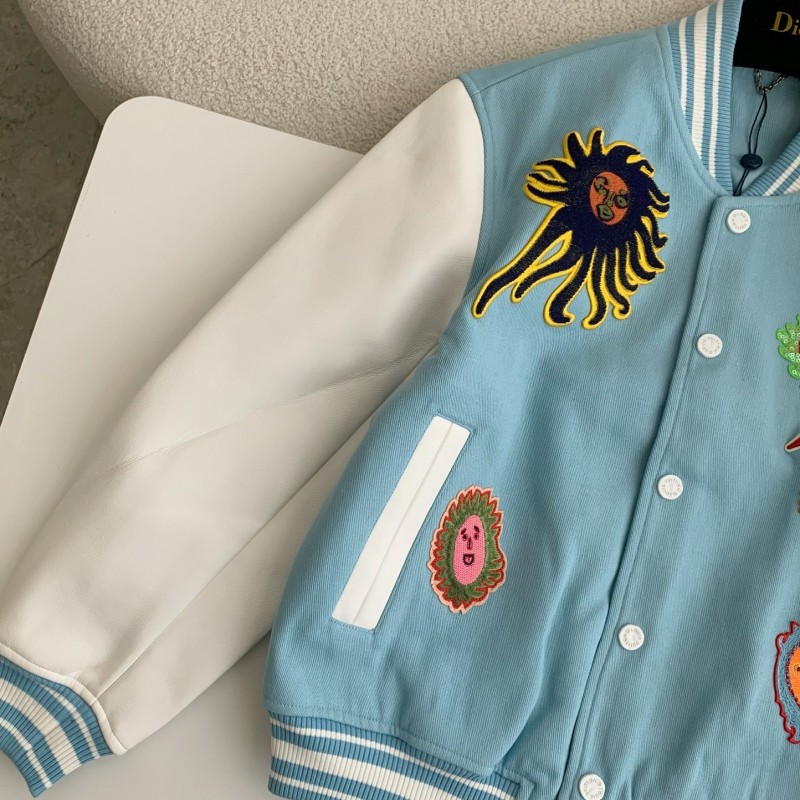 L0*is V*t0n Jackets