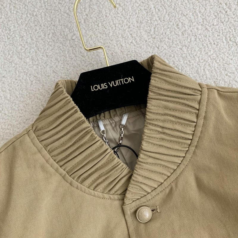 L0*is V*t0n Jackets