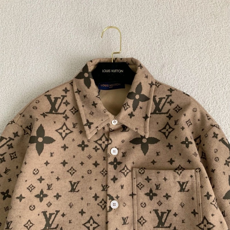 L0*is V*t0n Jackets