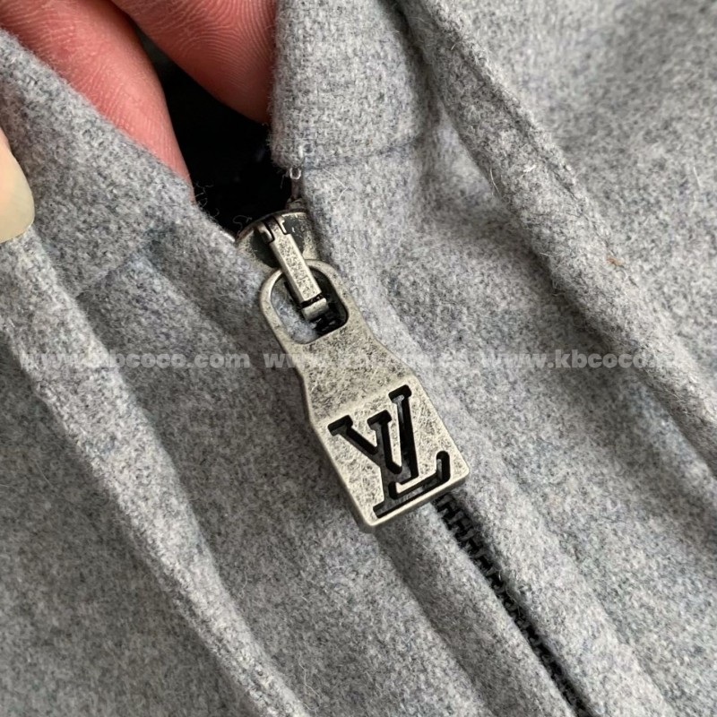 L0*is V*t0n Jackets