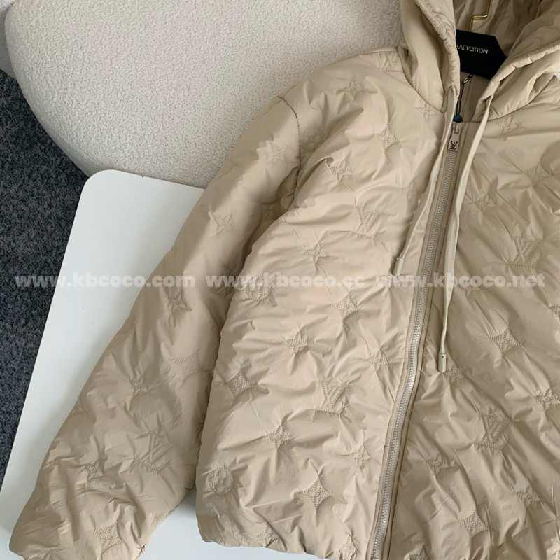 L0*is V*t0n FW24 Jacket