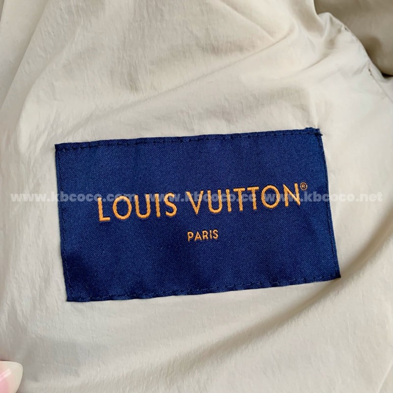 L0*is V*t0n FW24 Jacket