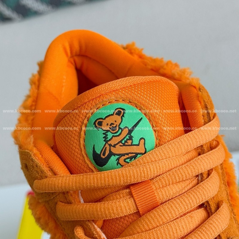 Grateful Dead x Nike Dunk SB Leather Panel Shoes