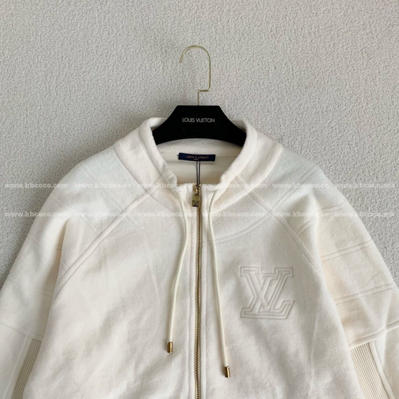 L0*is V*t0n Jackets