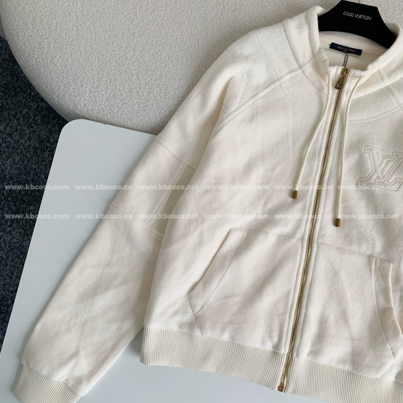 L0*is V*t0n Jackets