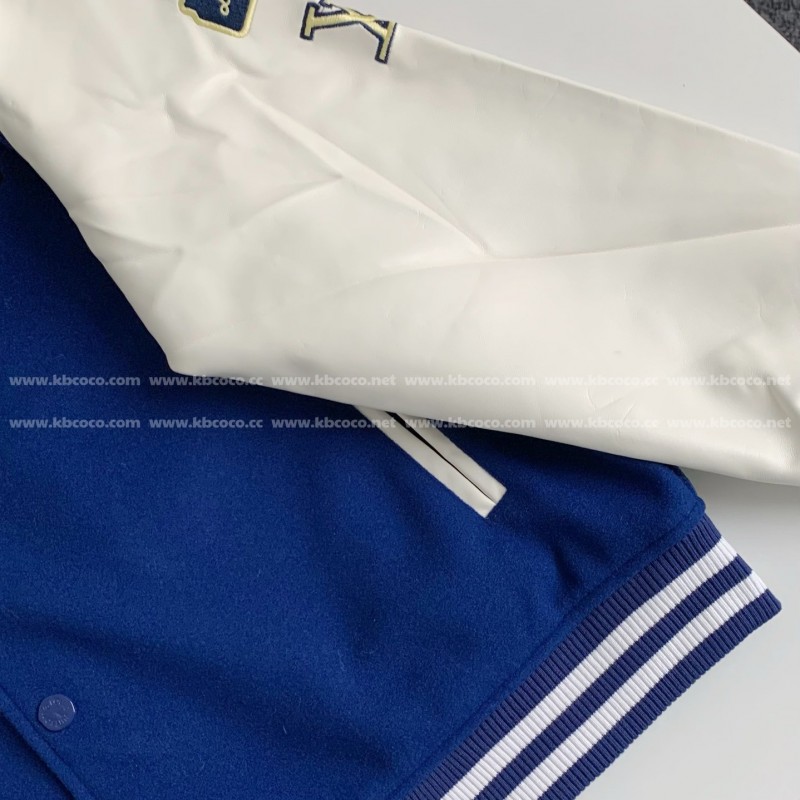 L0*is V*t0n Jacket