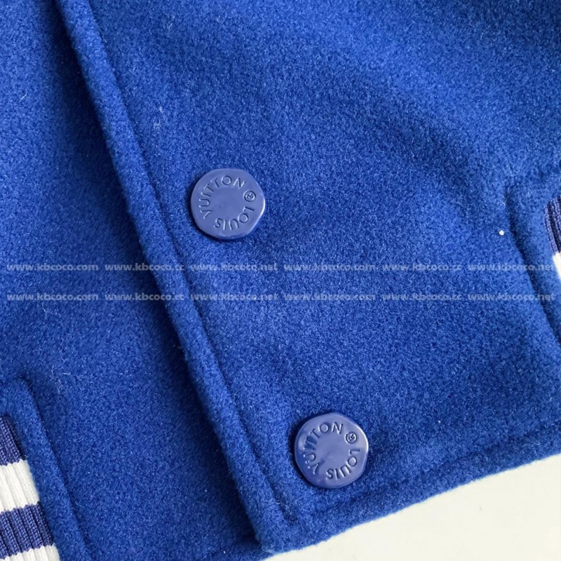 L0*is V*t0n Jacket