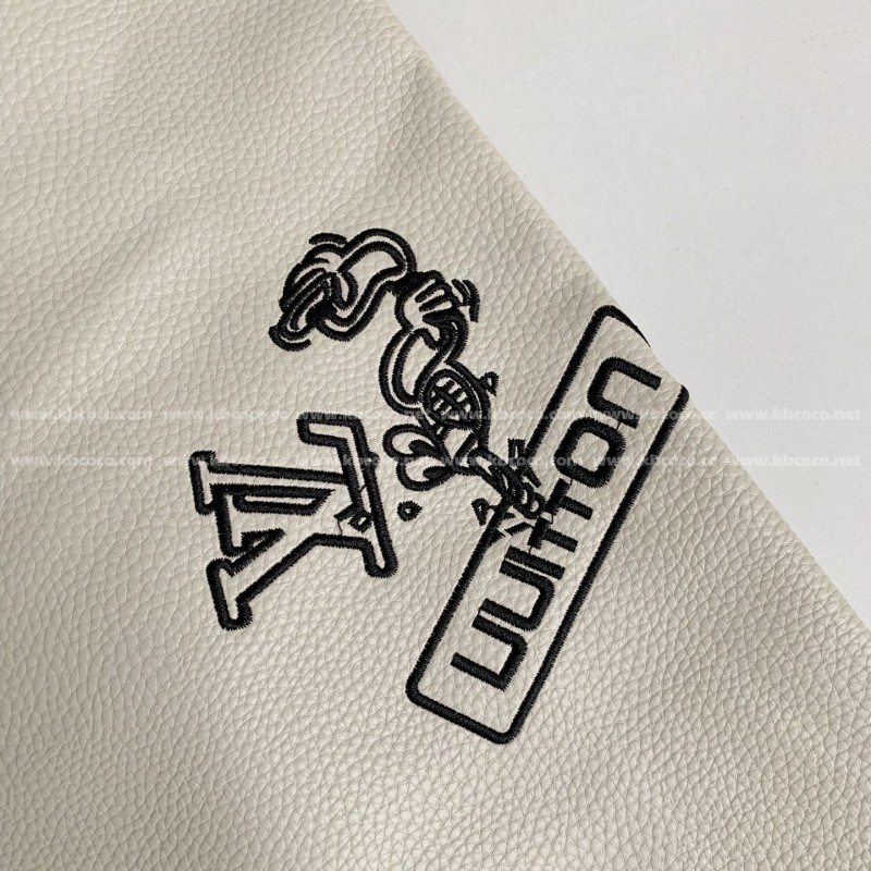 L0*is V*t0n Jacket