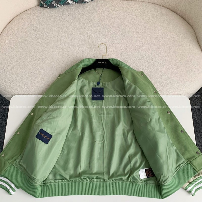 L0*is V*t0n Jacket
