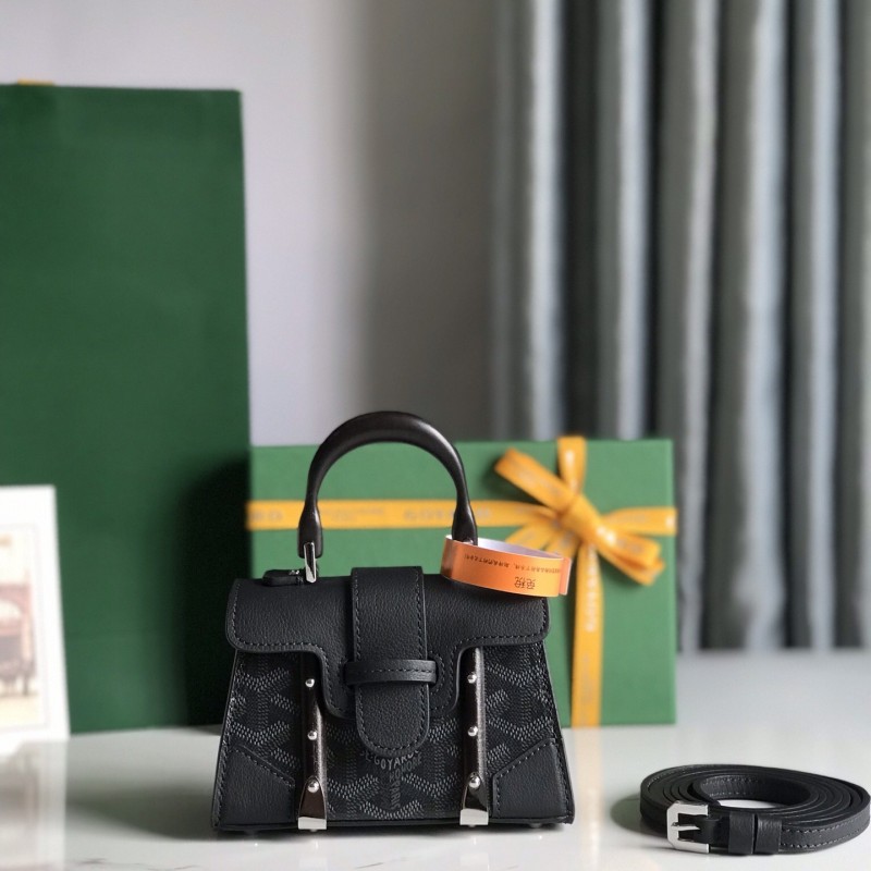 Go*ard Saïgon nano bag, top quality! Size: 14.5 * 11.5 * 7.5cm