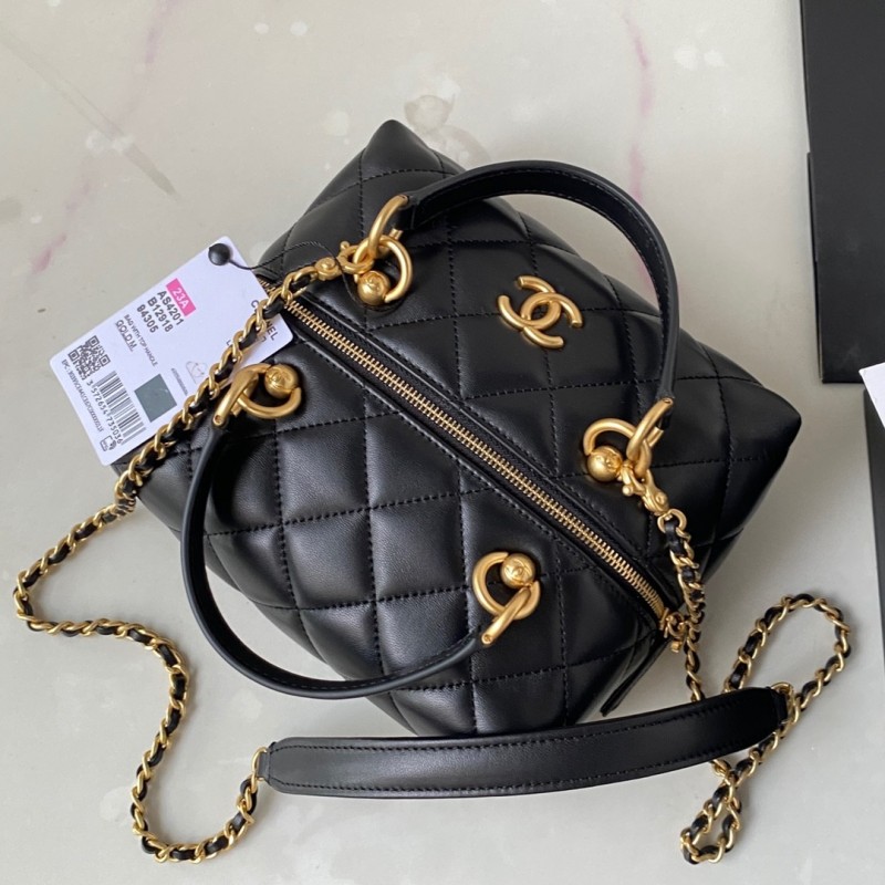 Ch*el 23A Premium Handmade Sheepskin Portable Lunch Box Bag AS4201, Top Quality Size: 17 * 21 * 5.