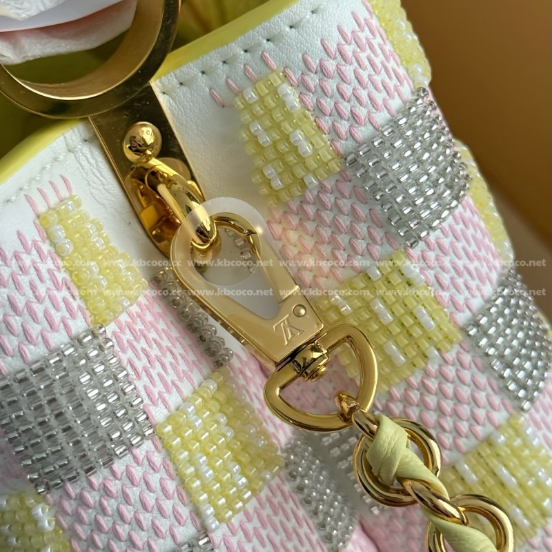 L0*is V*t0n Capucines BB Handbag M24809,size:21*14*8cm