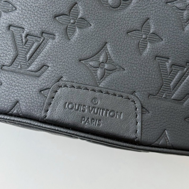 LV DISCOVERY FULL LEATHER CHEST BAG M44388,SIZE:47*20*9cm
