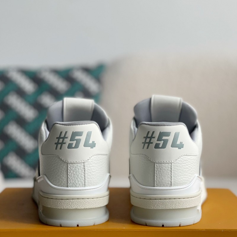L0*is V*t0n TRAINER Sneakers