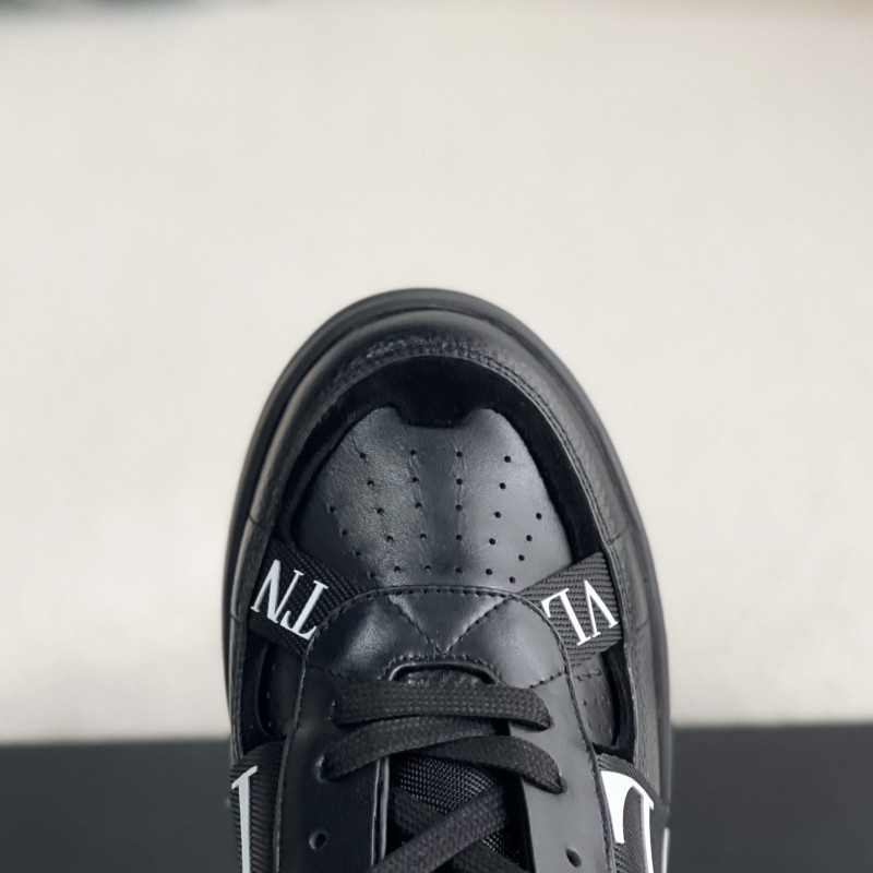 va*t*no sneakers