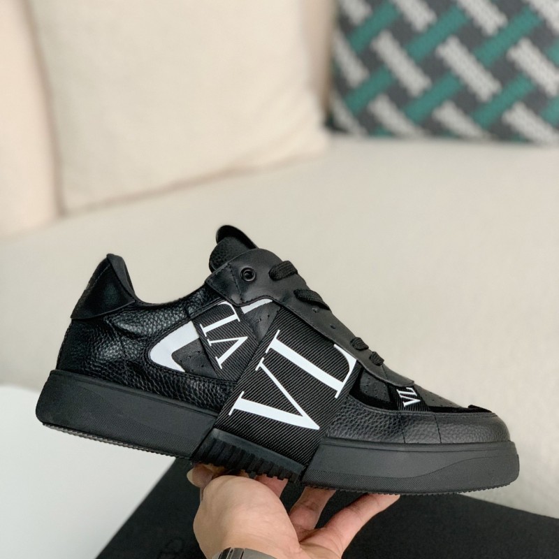 va*t*no sneakers