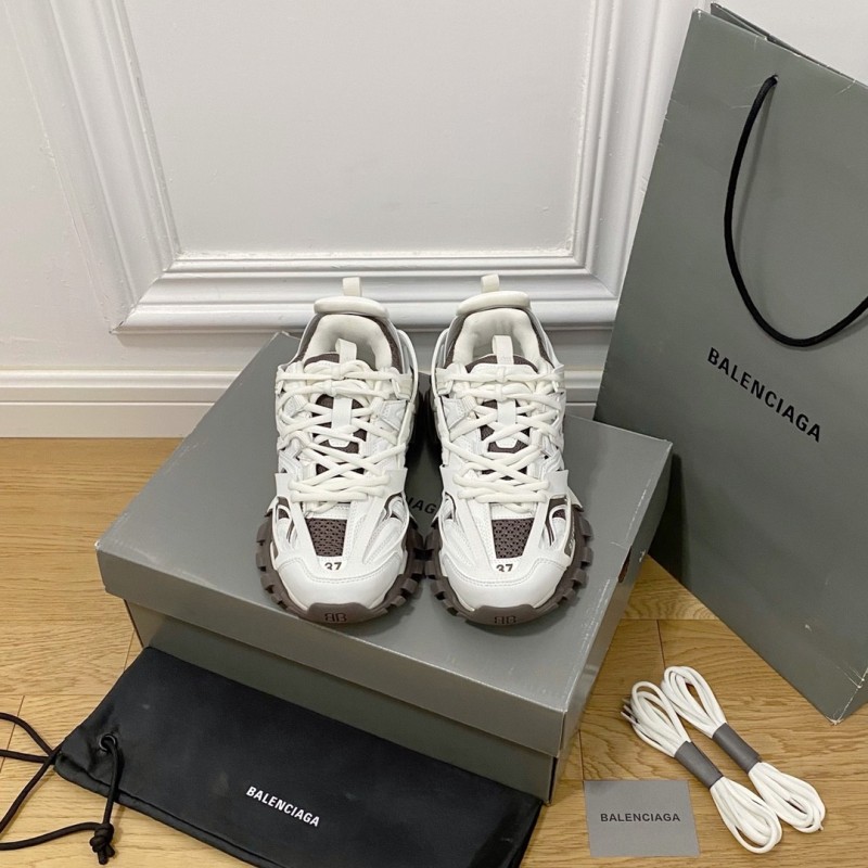 Ba*len*cia*ga sneakers