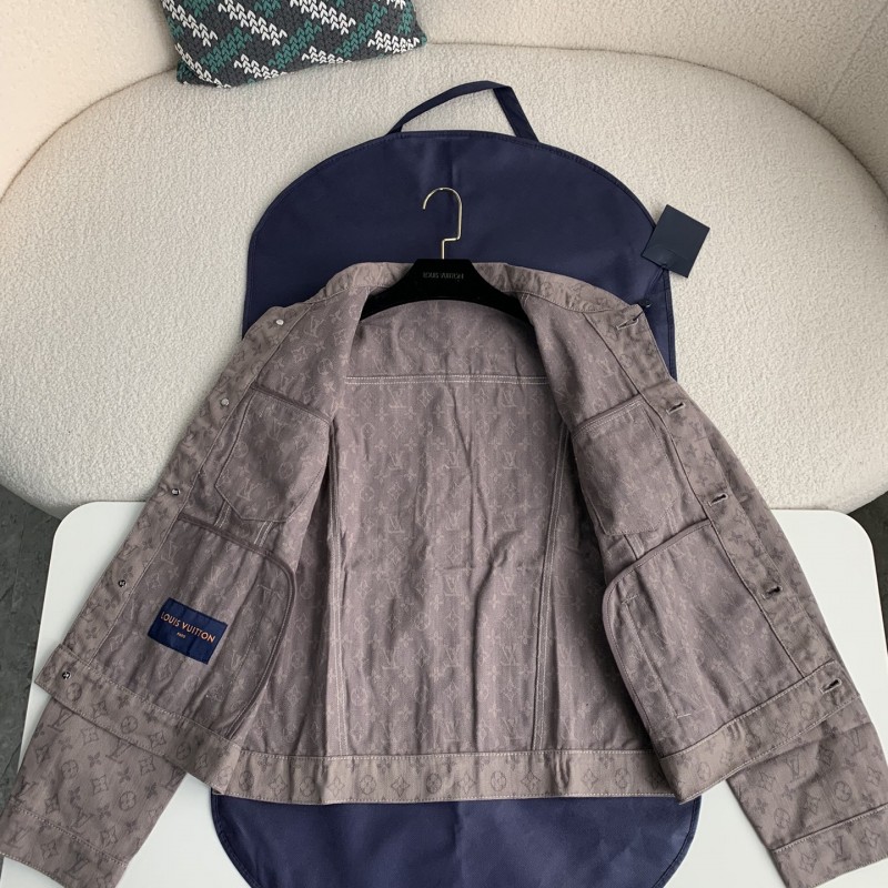 L0*is V*t0n Jackets