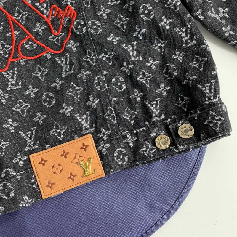 L0*is V*t0n Jackets