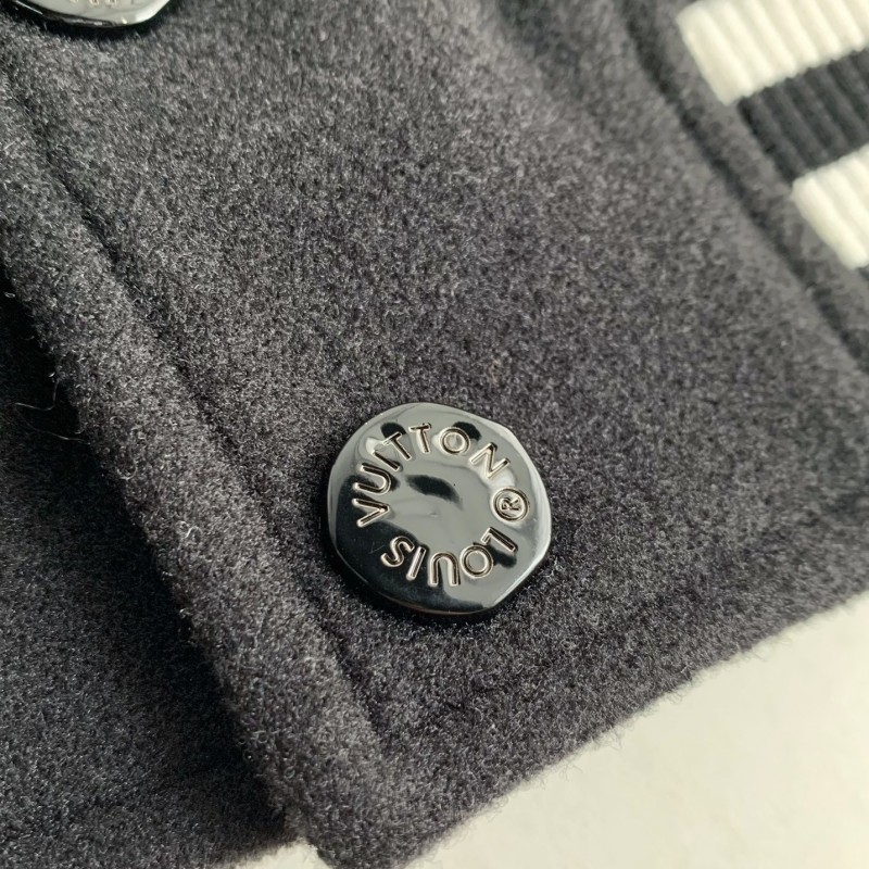 L0*is V*t0n Jackets