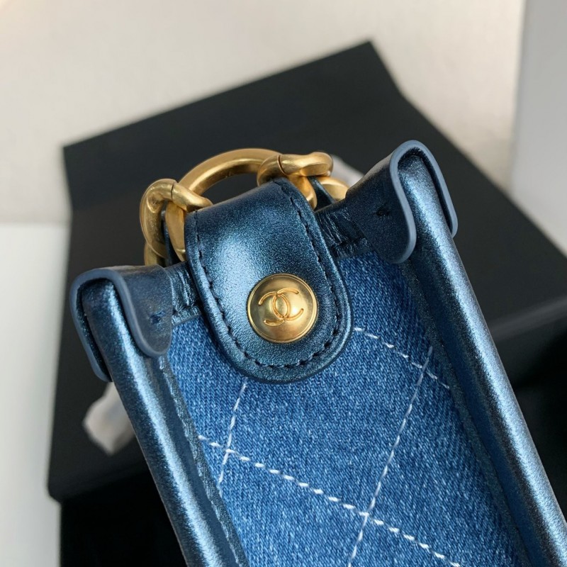 Ch*el Denim Hobo pocket straggler shoulder bag Size:22*6*24cm