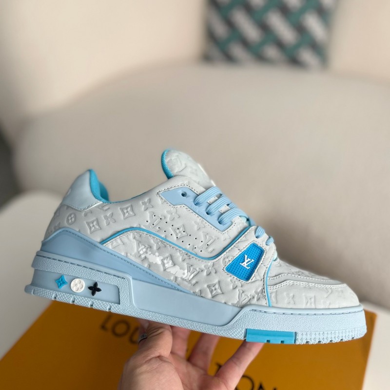 L0*is V*t0n SNEAKERS