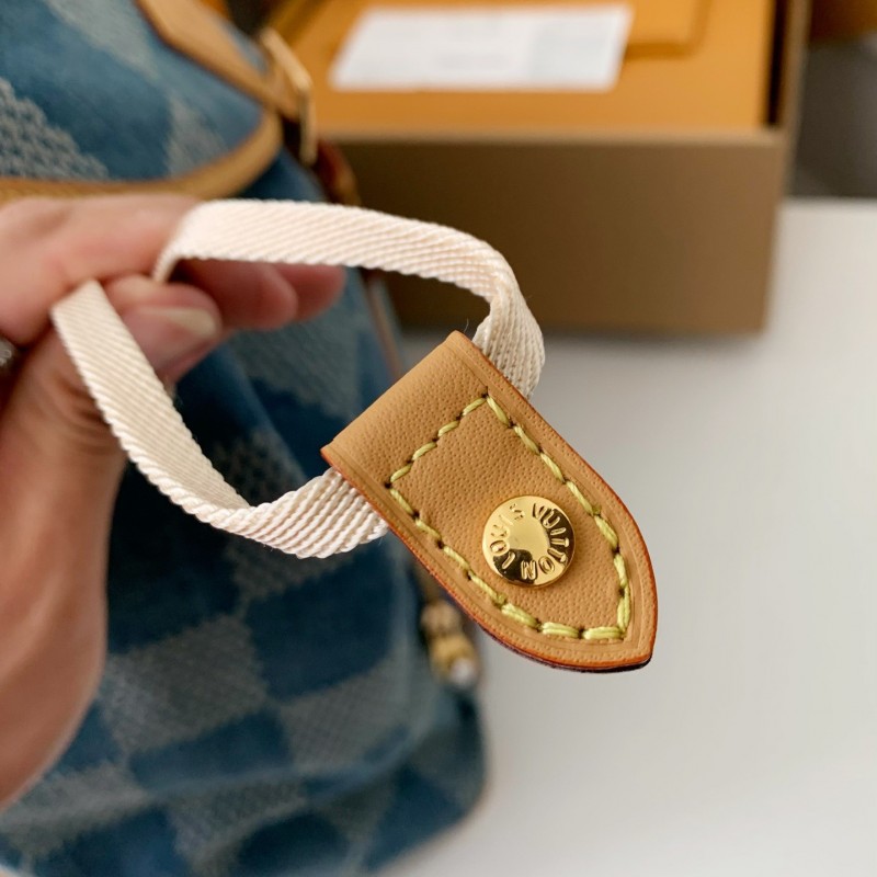 L0*is V*t0n Montsouris backpack M40708 Size:32*40*19cm