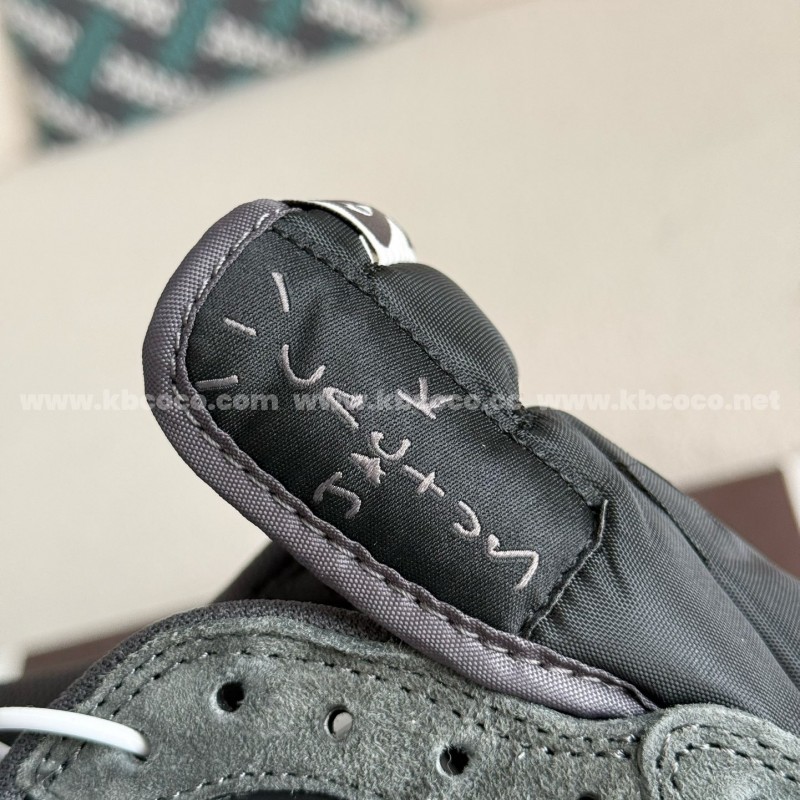 Air Jordan1 x Travis Scott 1 Low OG Collaboration; Jointly issued Low-top basketball shoes